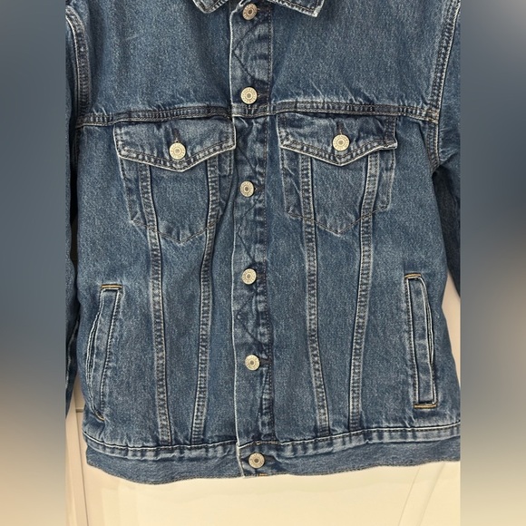 GAP: Teen Denim Jacket- Size XXL (14-16) - Picture 2 of 6